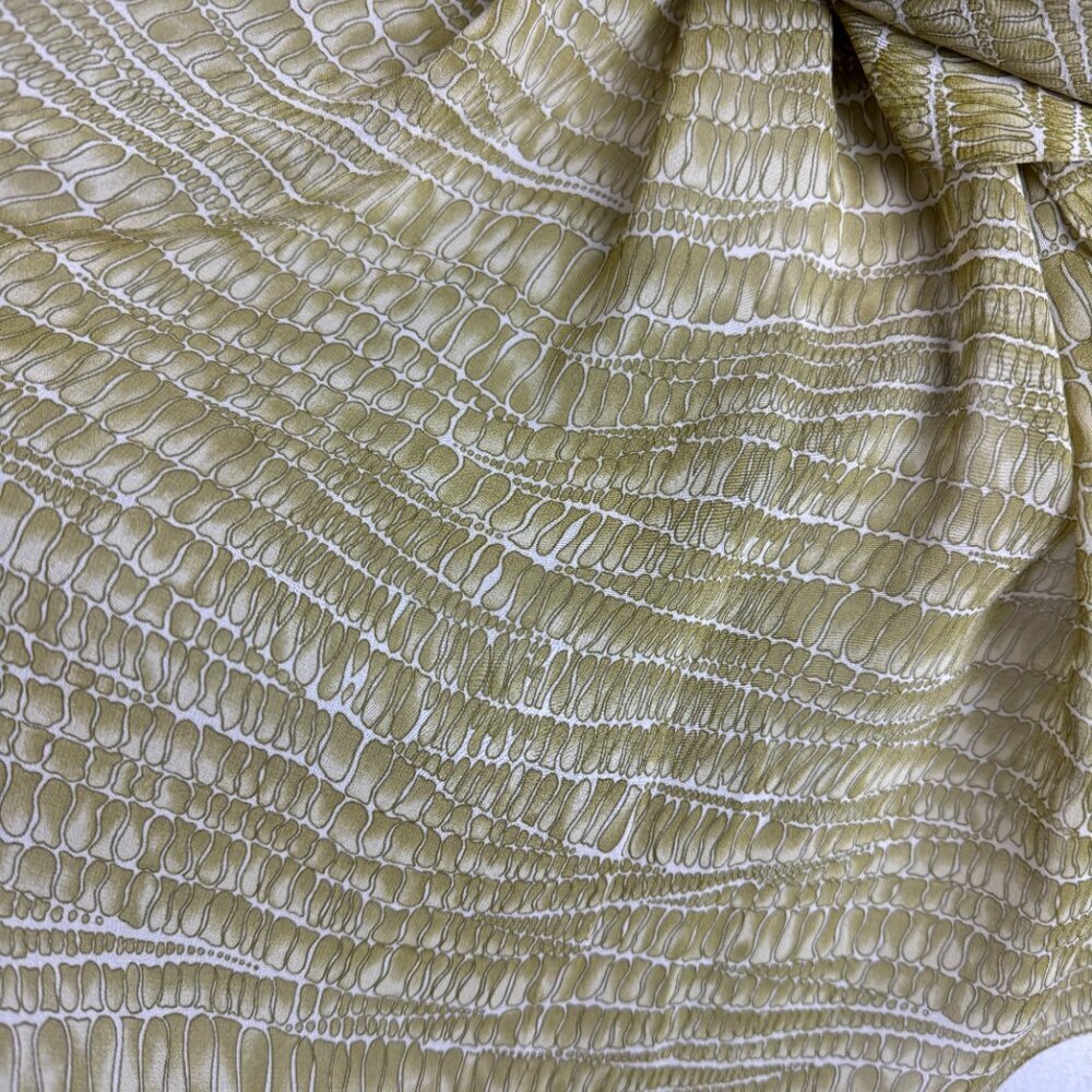 Vintage EMANUEL Ungaro 100% Silk Scarf - Picture 2 of 6